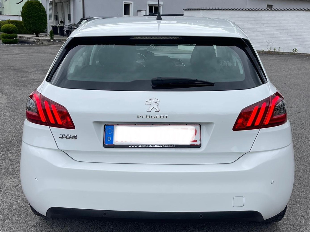 Peugeot 308