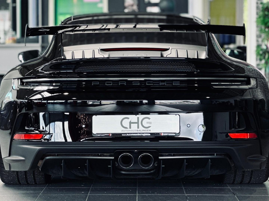 Porsche 992