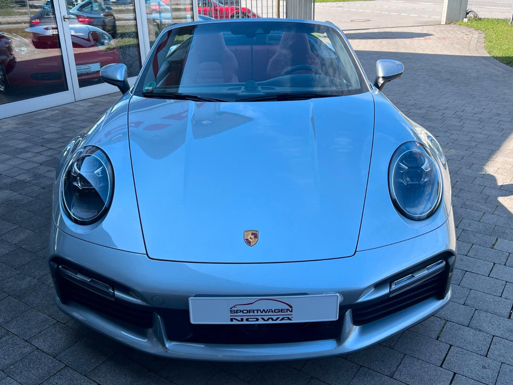Porsche 992
