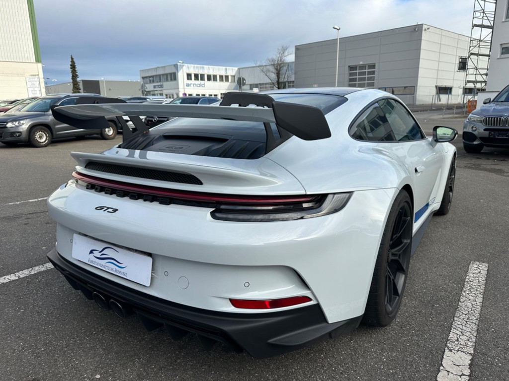 Porsche 992