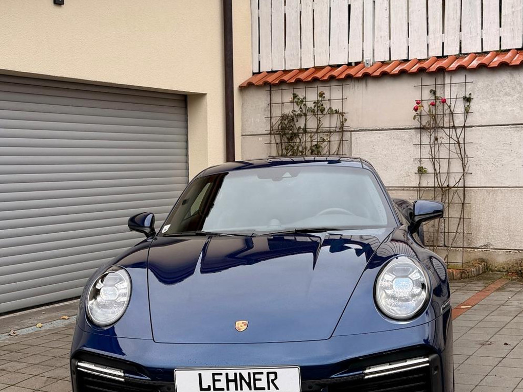 Porsche 992