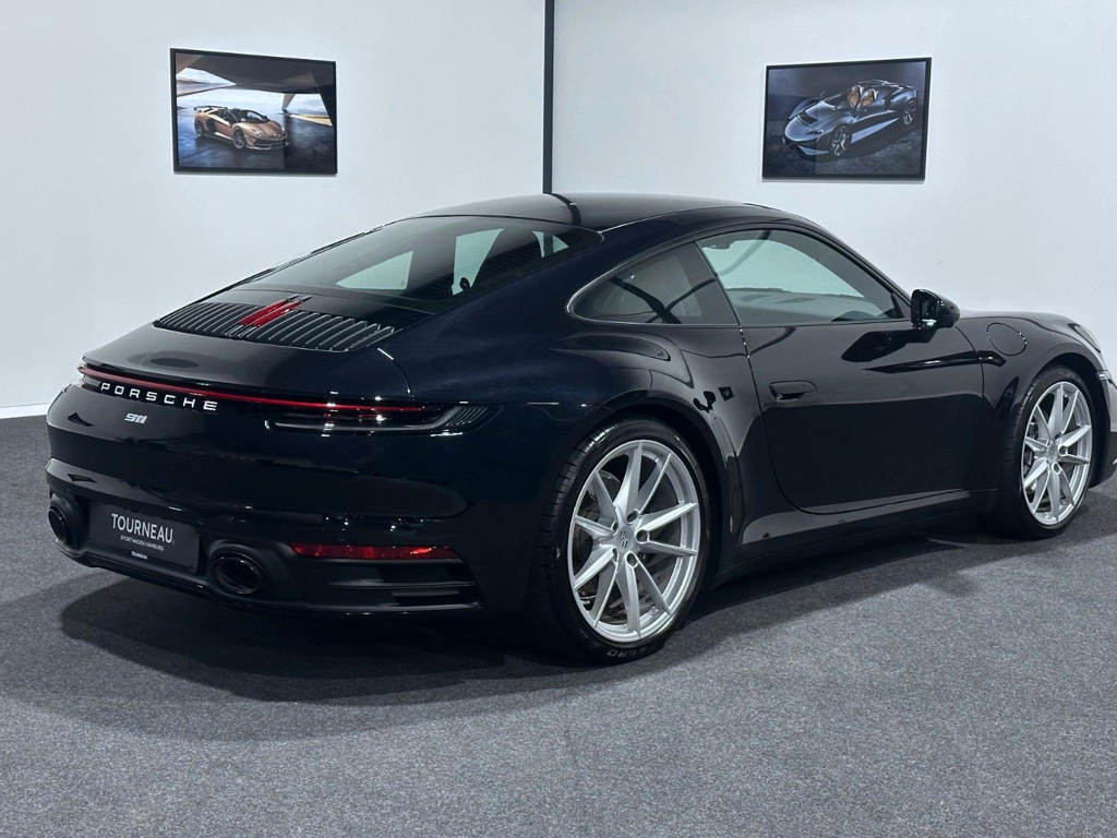 Porsche 992