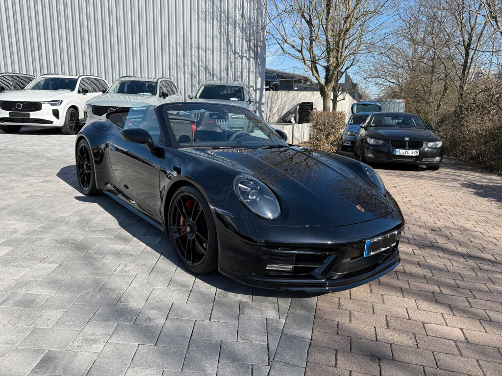 Porsche 992 GTS Cabrio