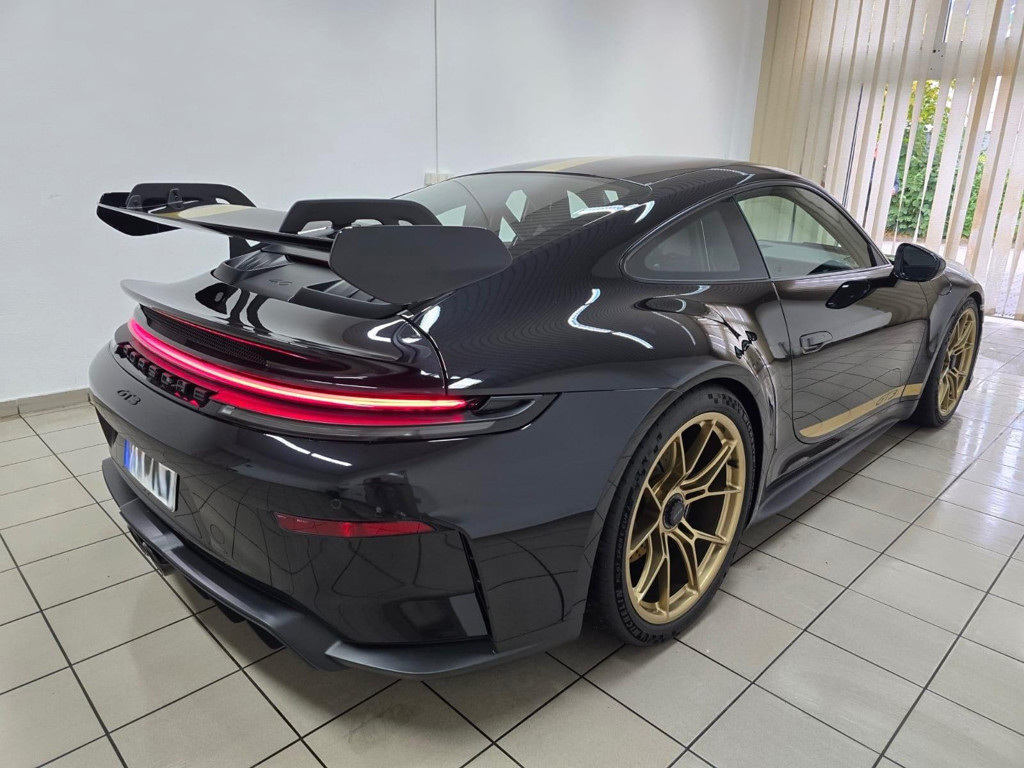Porsche 992
