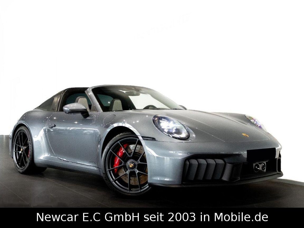 Porsche 992 GTS Turbo Targa Cabrio 4