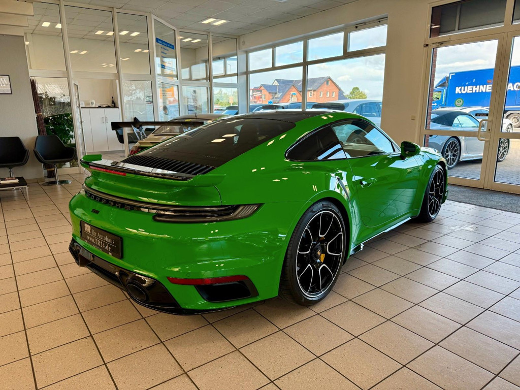 Porsche 992