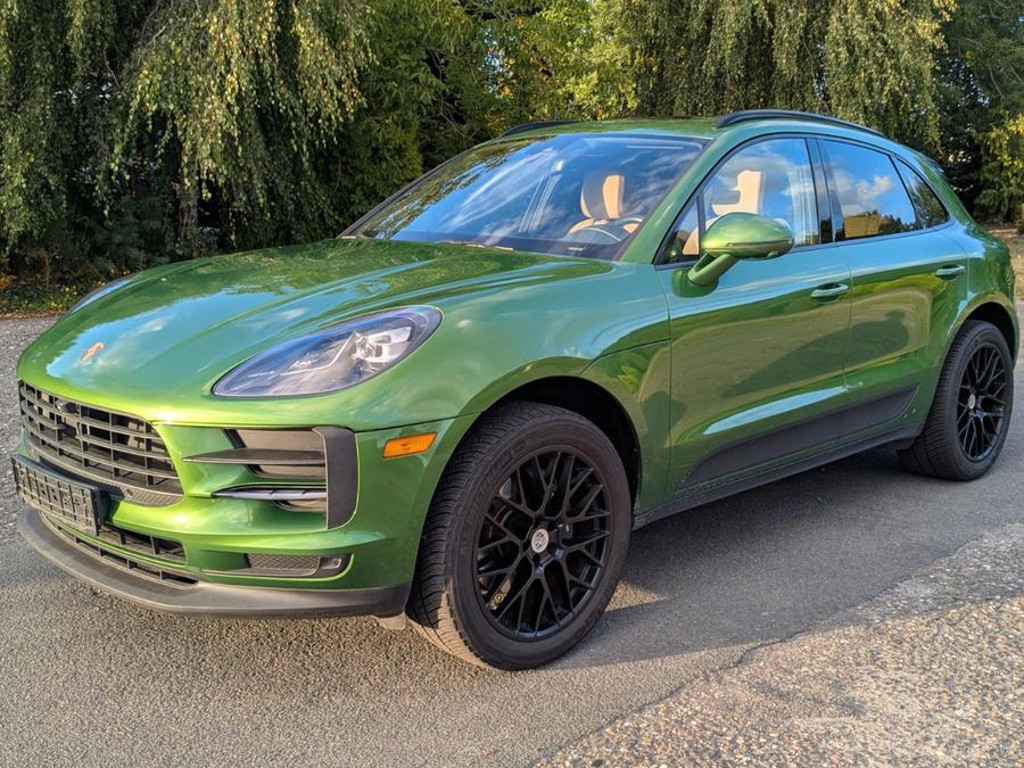 Porsche Macan ES MUSS NICHT IMMER SCHWARZ SEIN