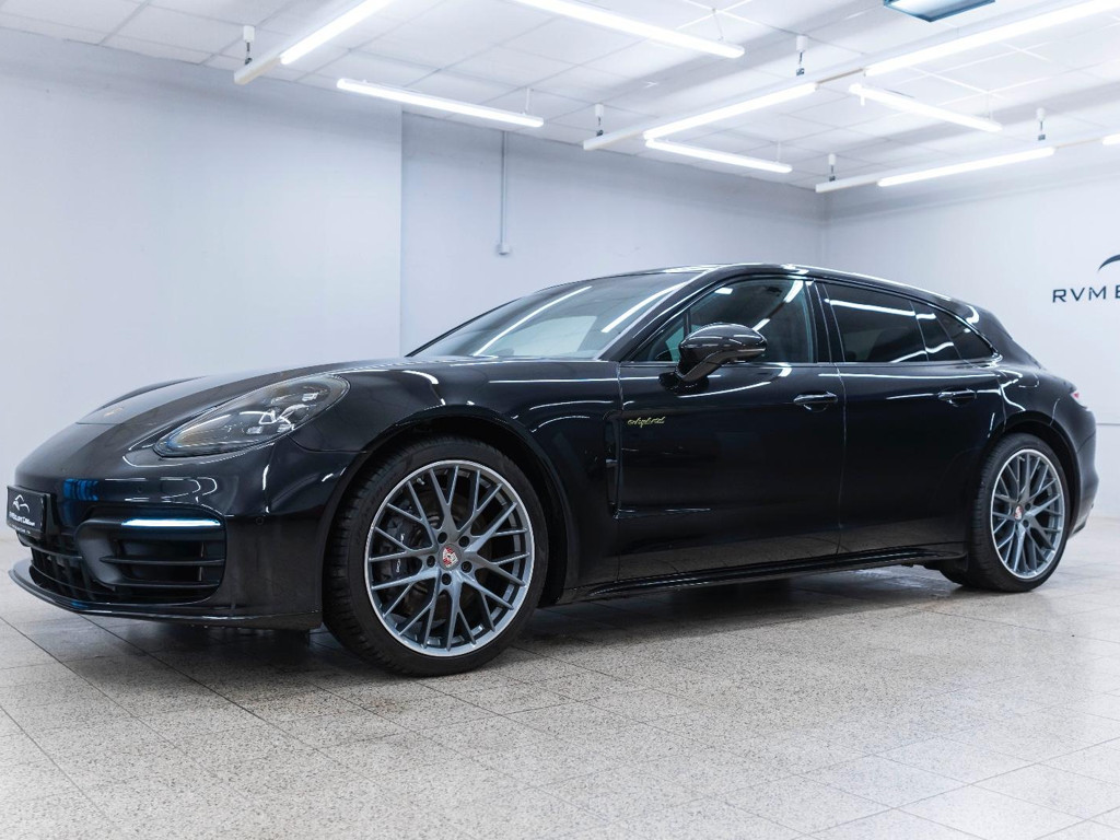 Porsche Panamera E-Hybrid Sport Turismo 4