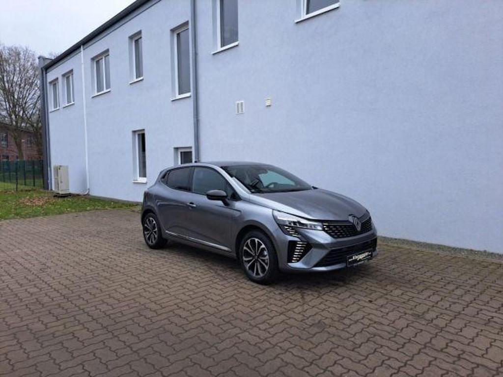 Renault Clio Hybrid Techno