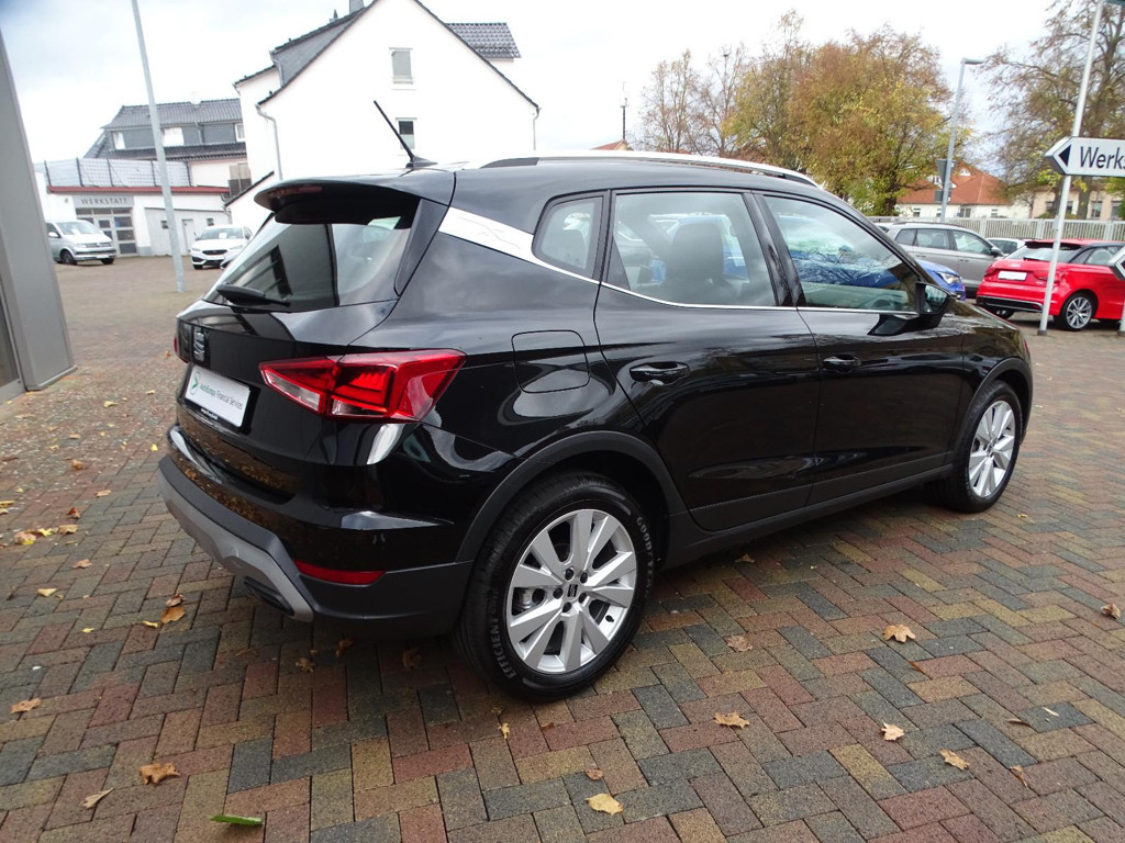 Seat Arona