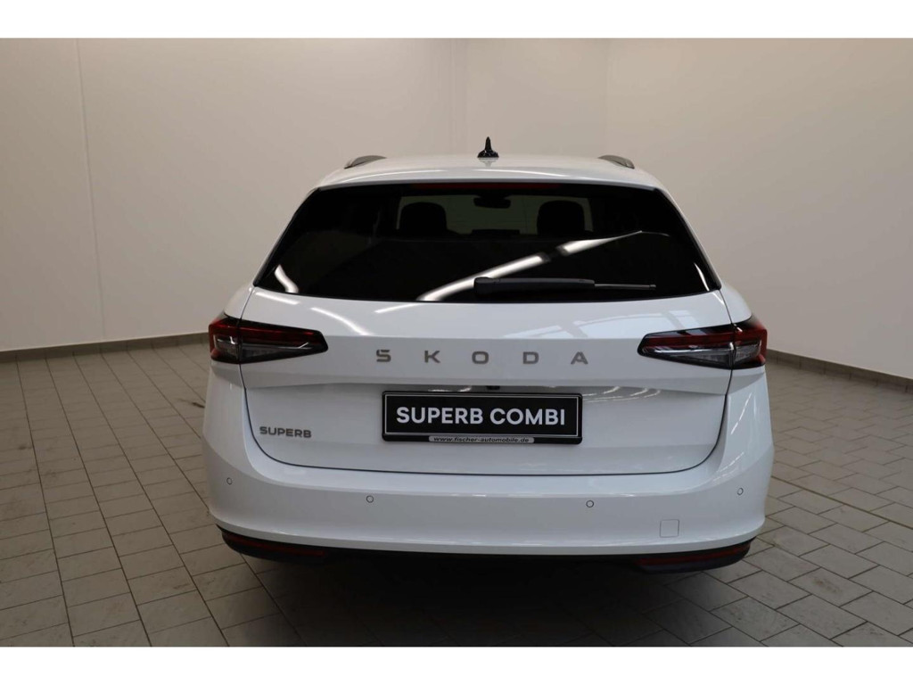 Skoda Superb Combi 2.0 TDI Selection