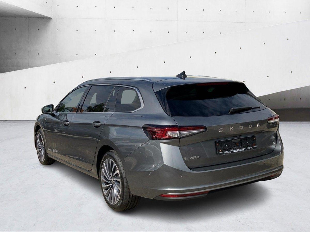 Skoda Superb Combi iV 1.5 TSI