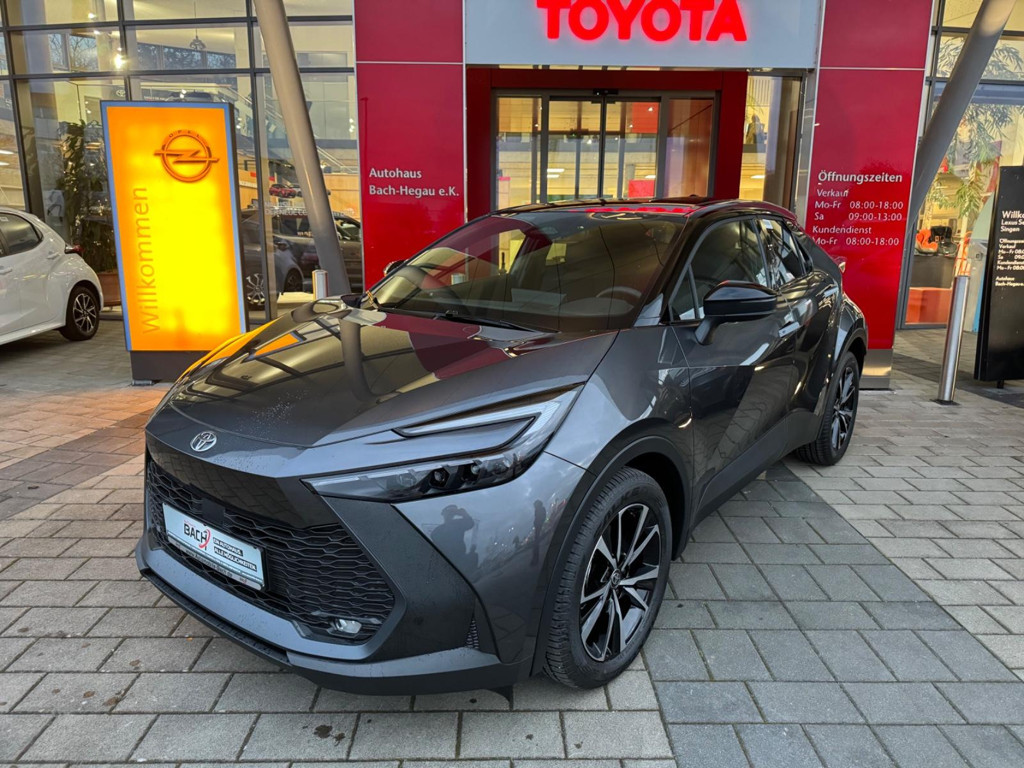 Toyota C-HR Team D Plug-in