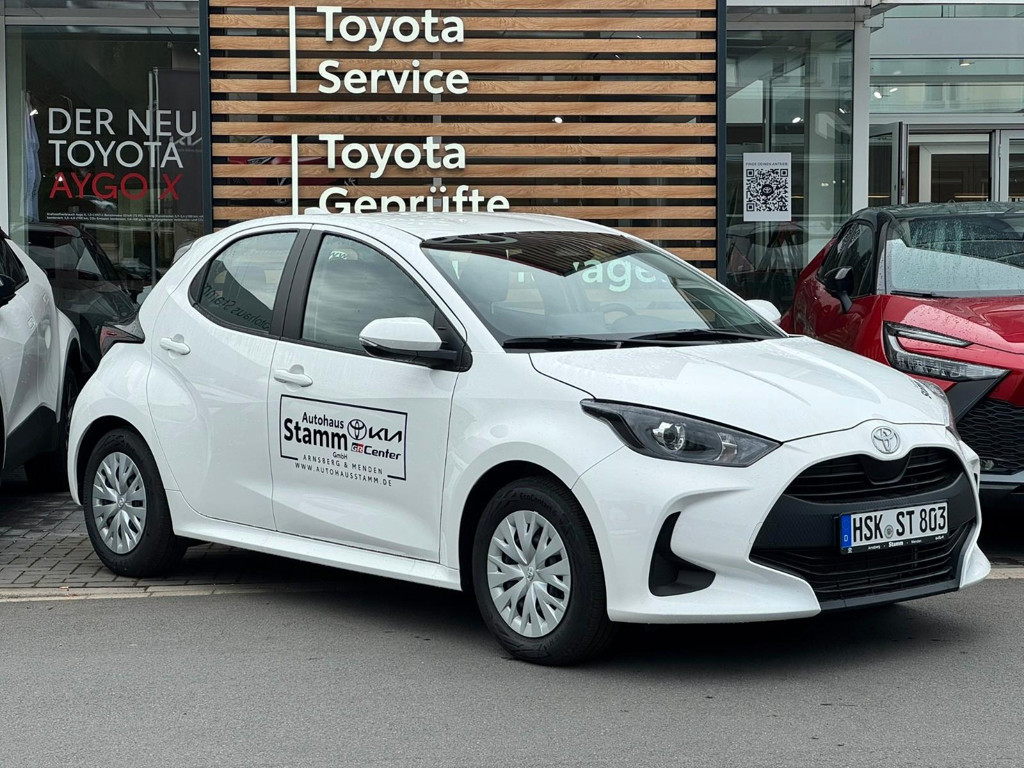 Toyota Yaris Business Hybride