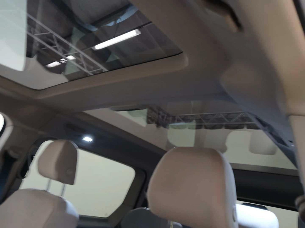 Volkswagen Multivan Life eHybrid T7