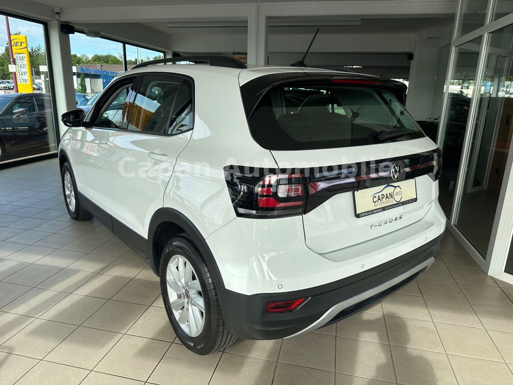Volkswagen T-Cross Life