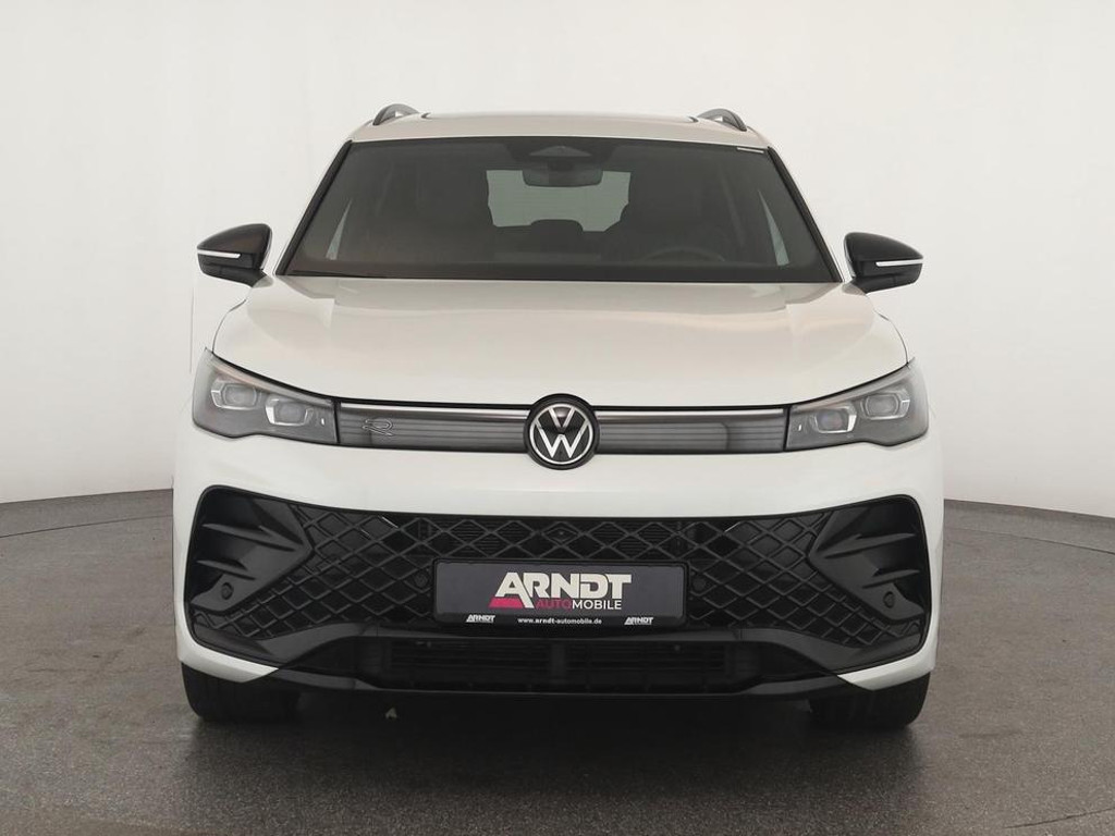 Volkswagen Tiguan DSG R-Line IQ.Drive 2.0 TSI