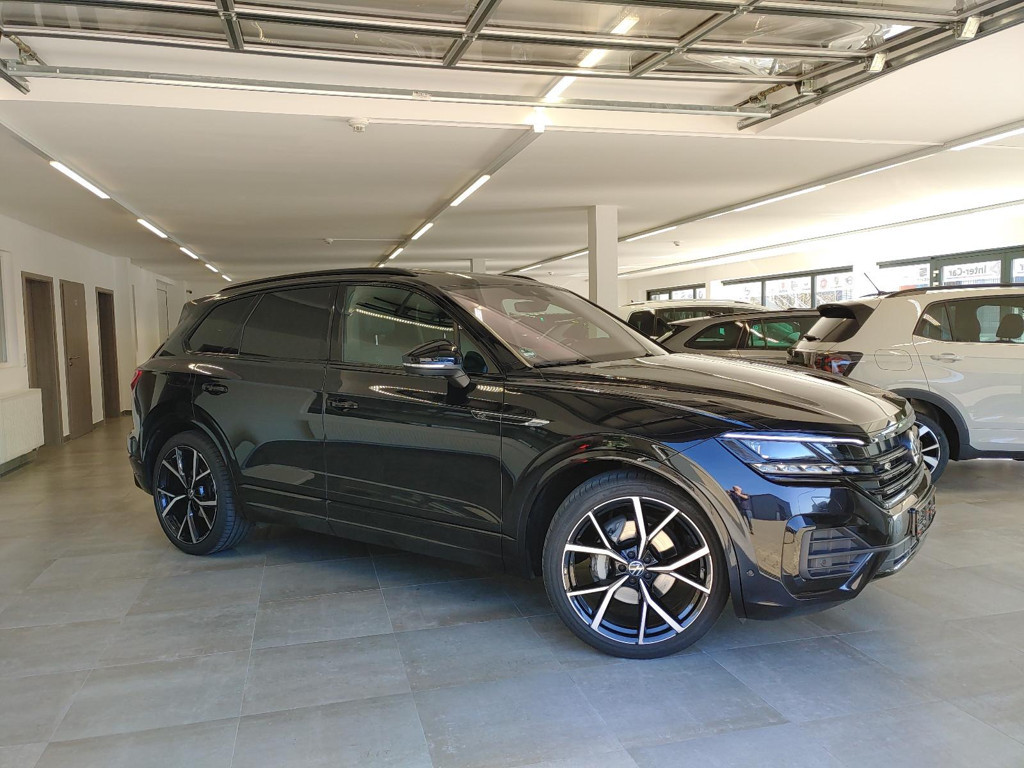 Volkswagen Touareg R-Line 3.0 V6 TDI