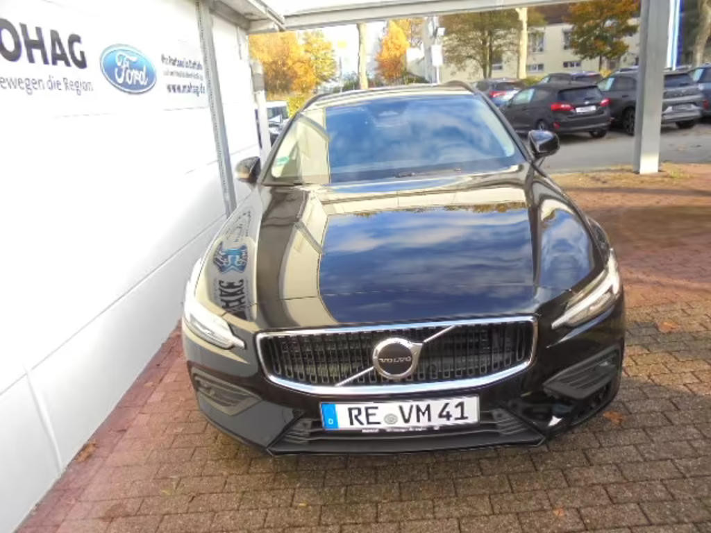 Volvo V60 Core