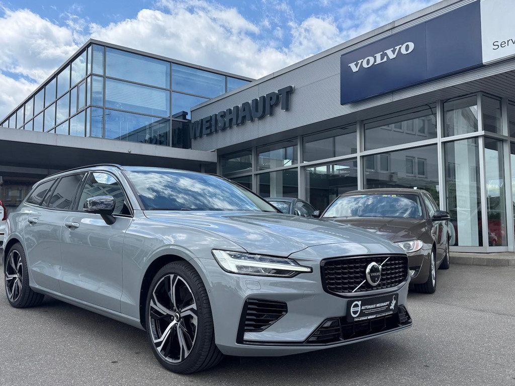 Volvo V60 T6 Recharge Dark Ultra
