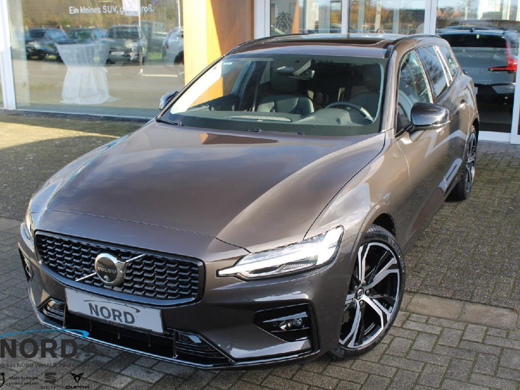 Volvo V60 Business Plus Dark