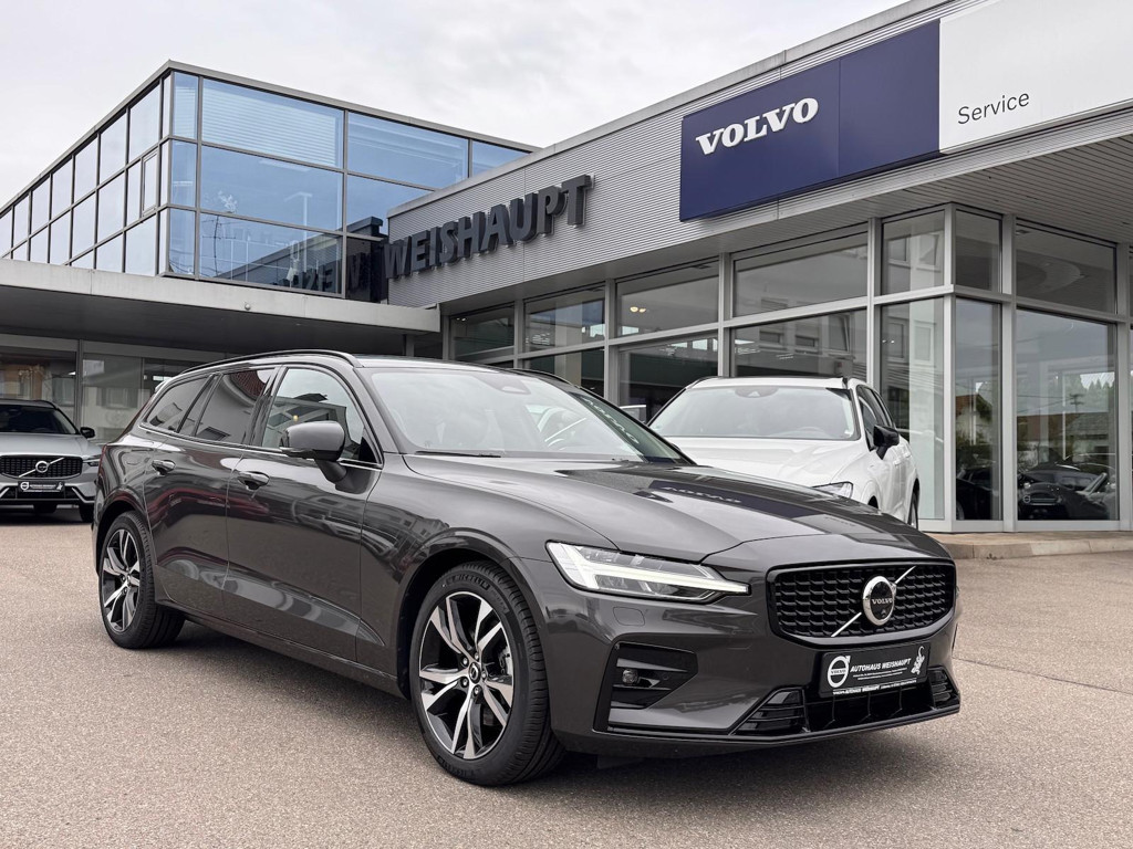 Volvo V60 Plus Dark