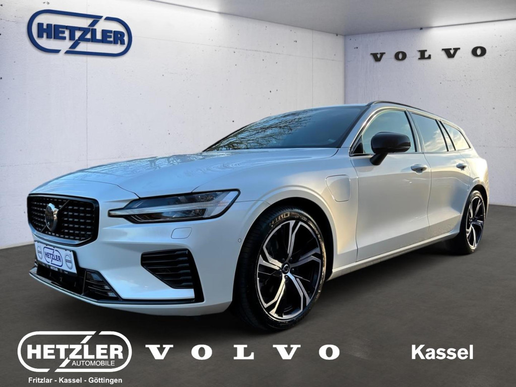 Volvo V60 AWD Hybrid Recharge Plus Dark