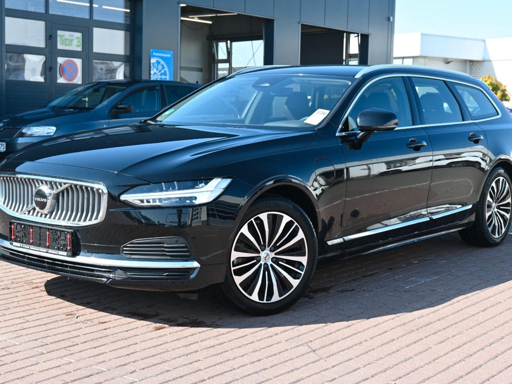 Volvo V90 AWD T6 Core Bright