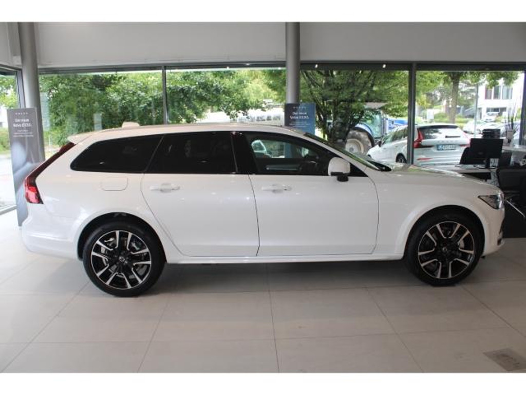 Volvo V90 Cross Country