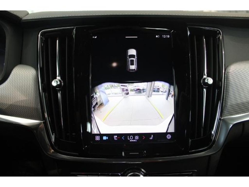 Volvo V90 Cross Country