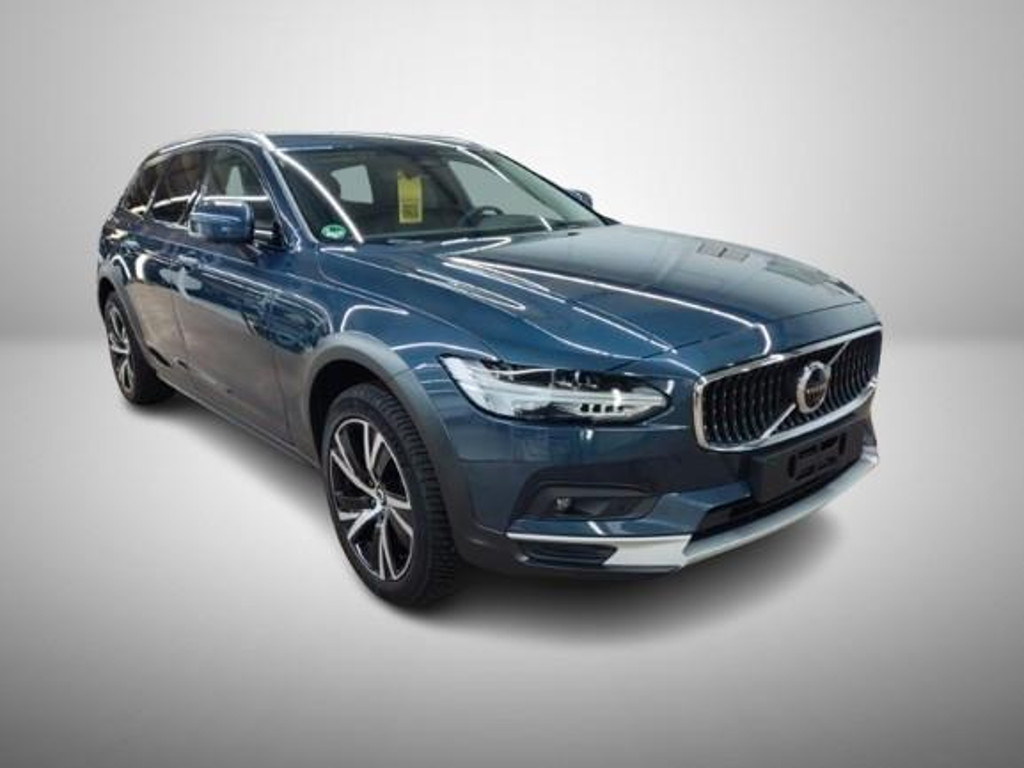Volvo V90 Cross Country