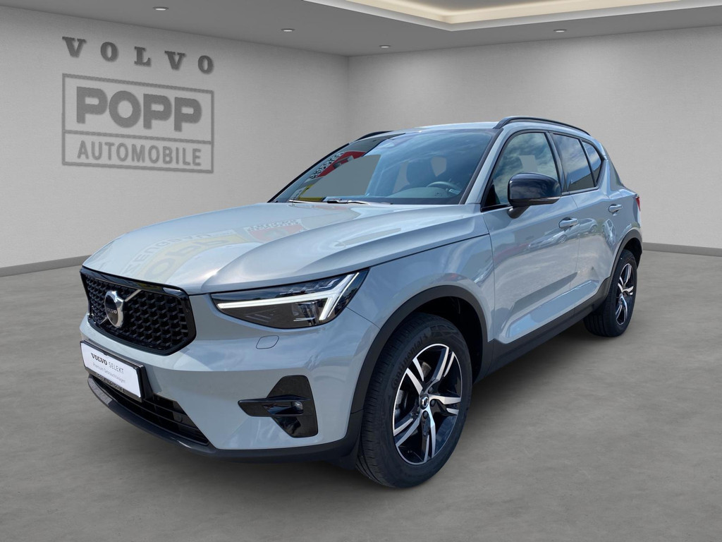 Volvo XC40 Plus Dark