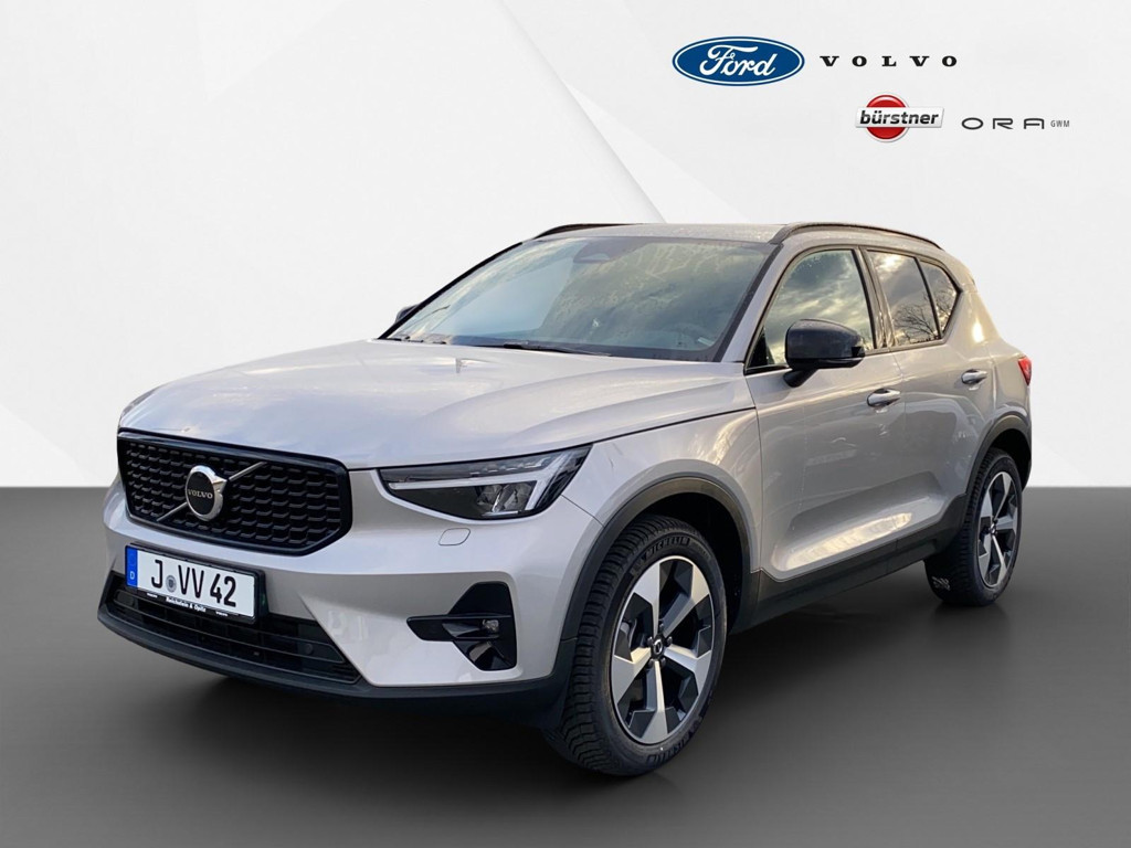 Volvo XC40 Plus Dark