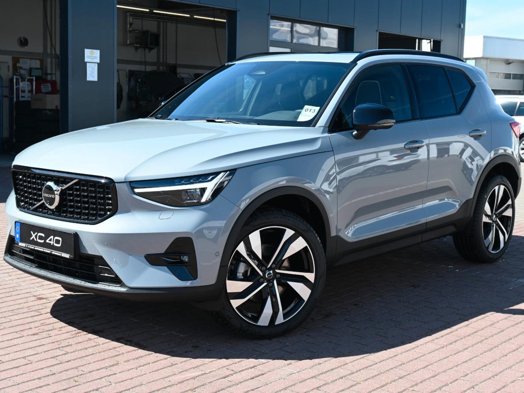 Volvo XC40 Dark Ultra