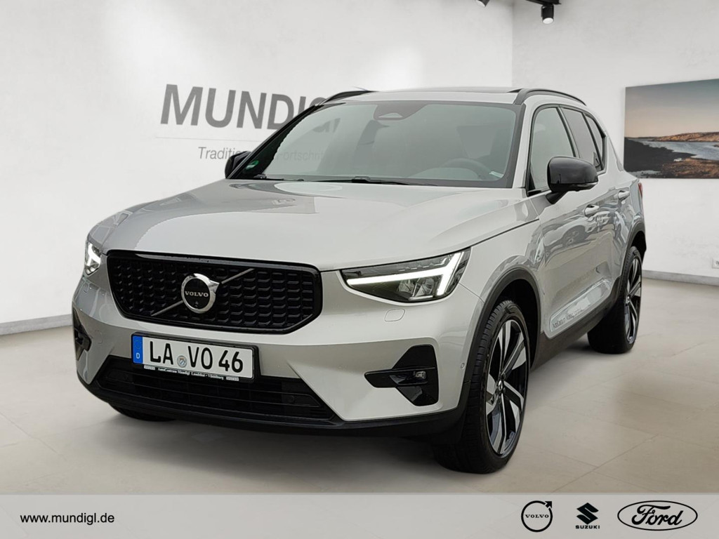 Volvo XC40 Ultimate Dark
