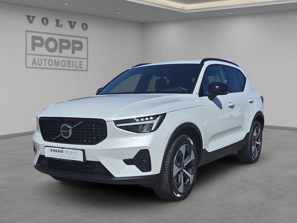 Volvo XC40 Plus Dark