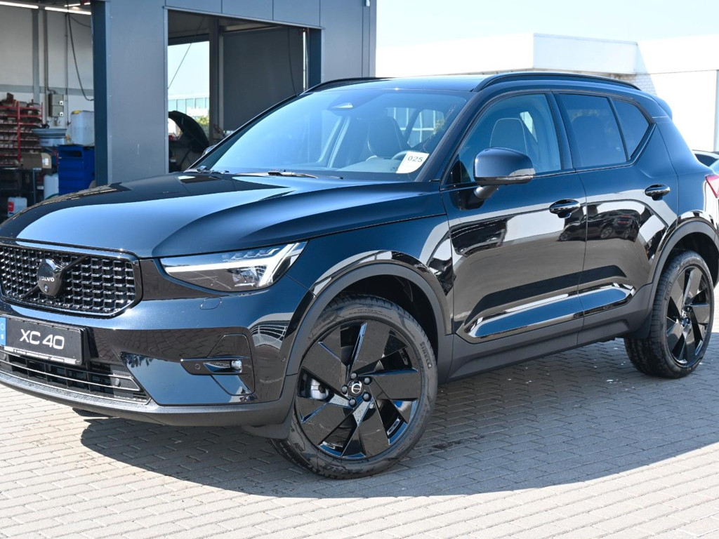 Volvo XC40 Plus