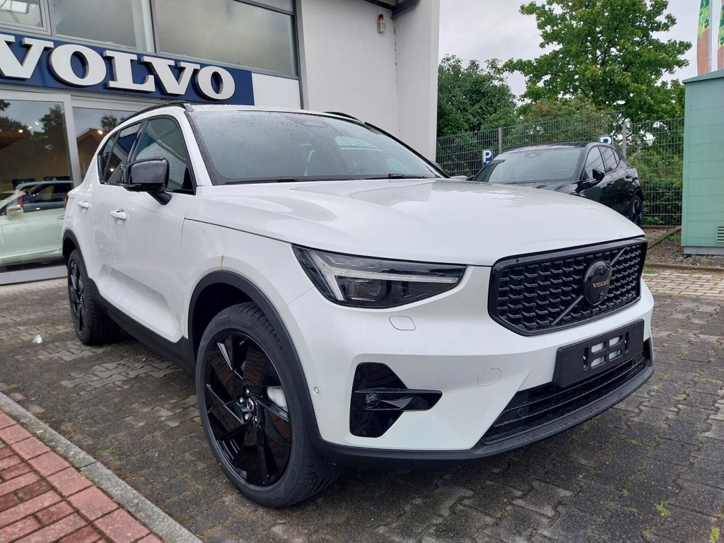 Volvo XC40 Plus