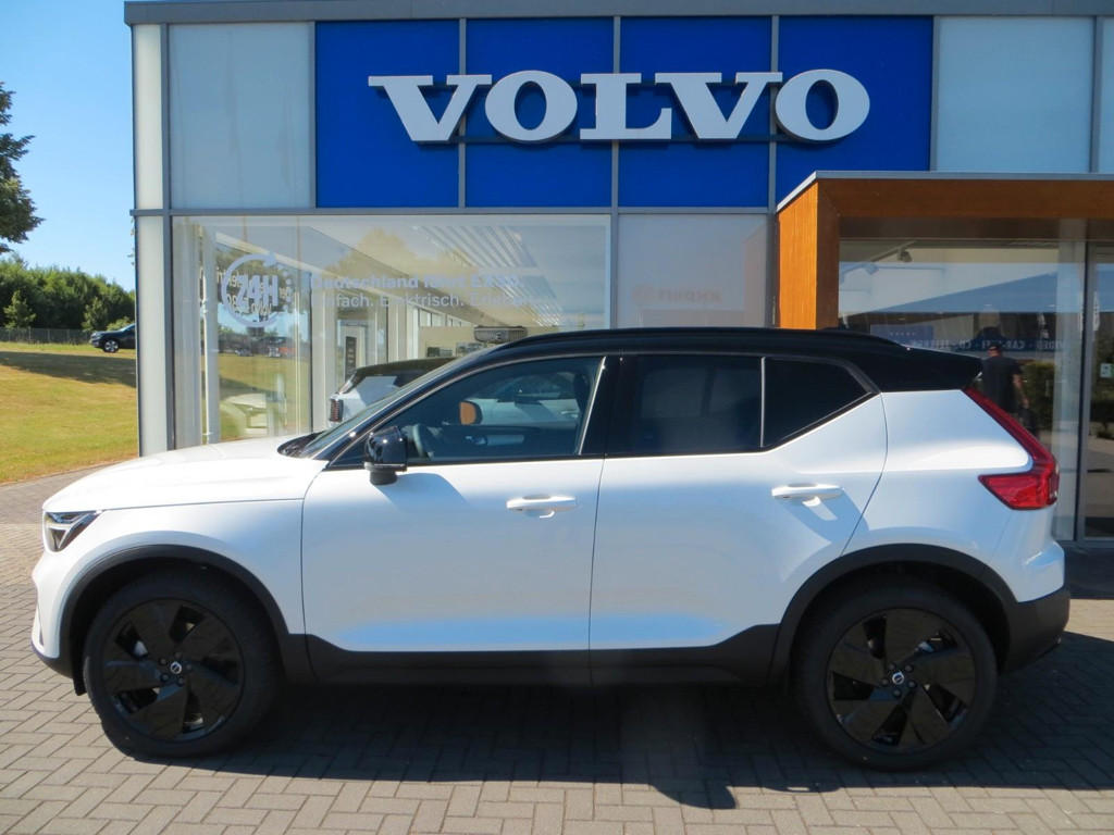 Volvo XC40 Plus
