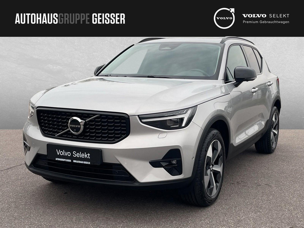 Volvo XC40 Plus Dark
