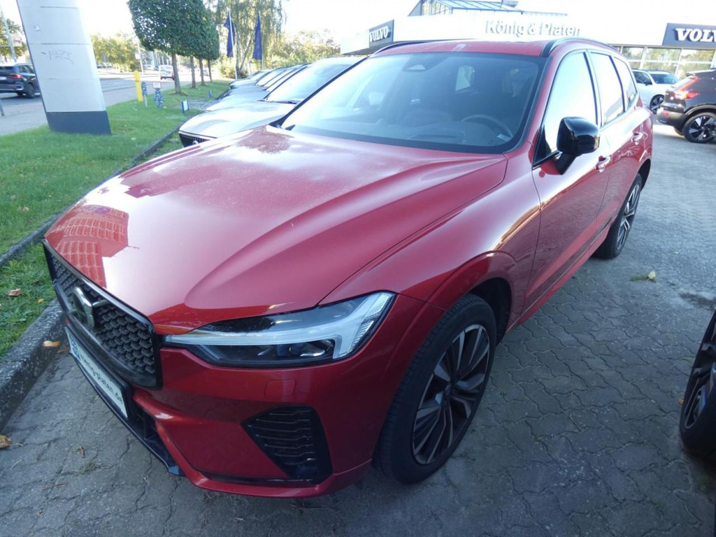 Volvo XC60 AWD Ultimate Dark