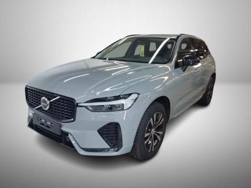 Volvo XC60 AWD Plus Dark