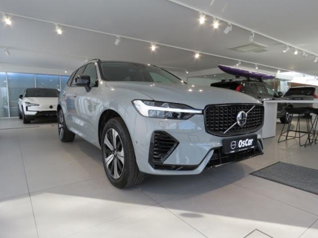 Volvo XC60 Business T8 Recharge Plus Dark