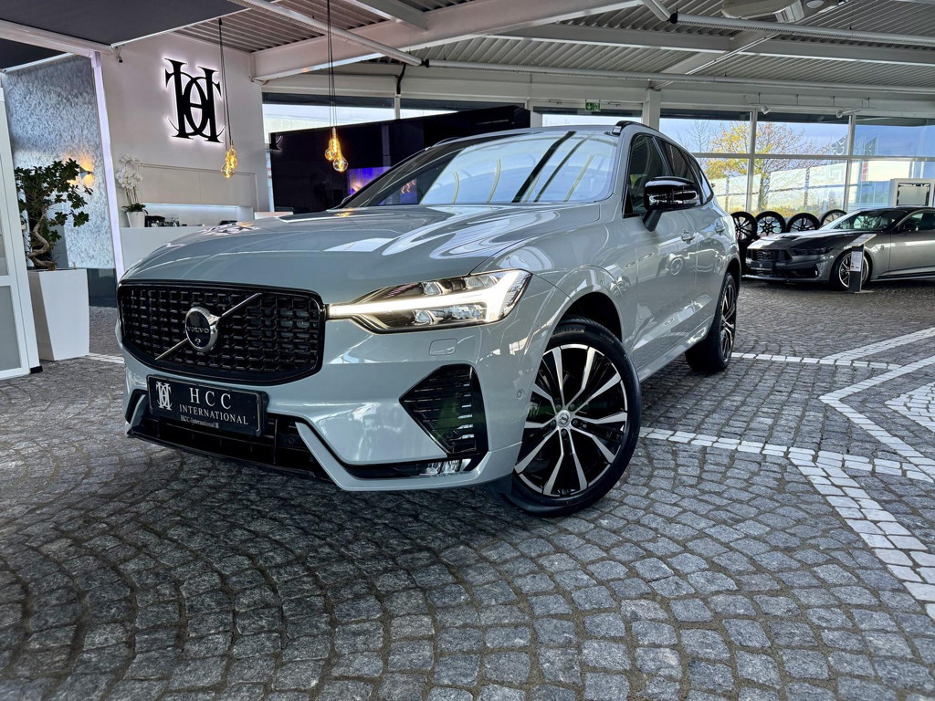 Volvo XC60 AWD Dark Ultra