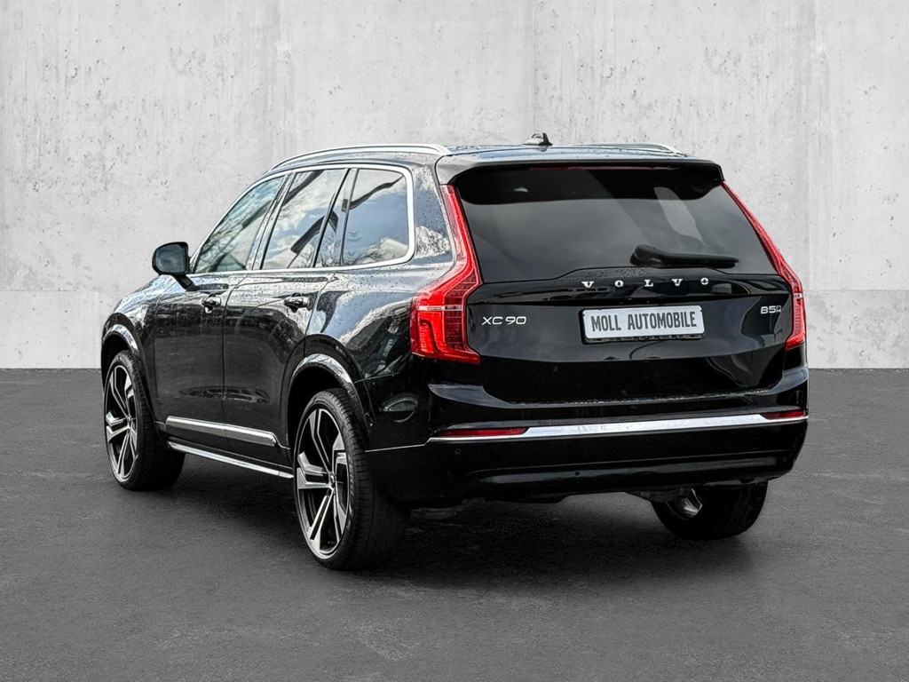 Volvo XC90 AWD Plus Bright