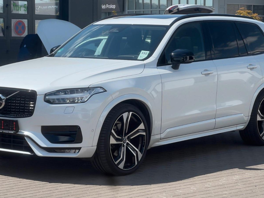 Volvo XC90 AWD Ultimate Dark