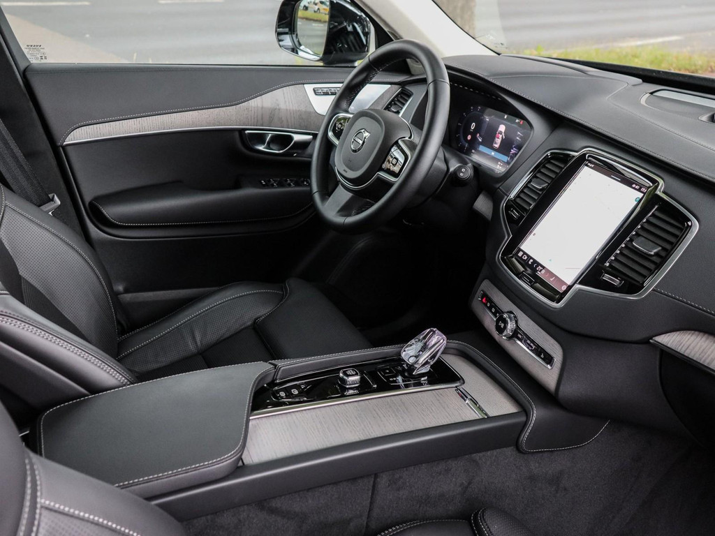 Volvo XC90 AWD T8 Recharge Dark Ultra