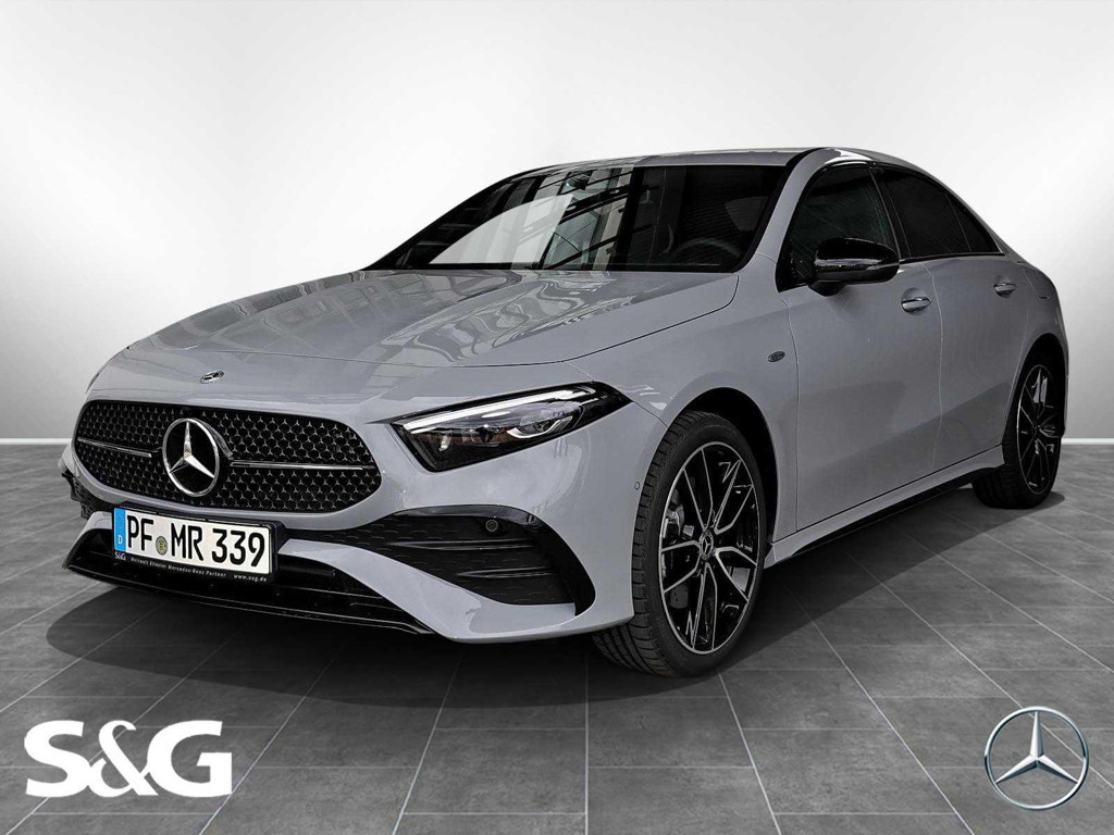 Mercedes-Benz A-Klasse A 250 AMG Line A 250 e