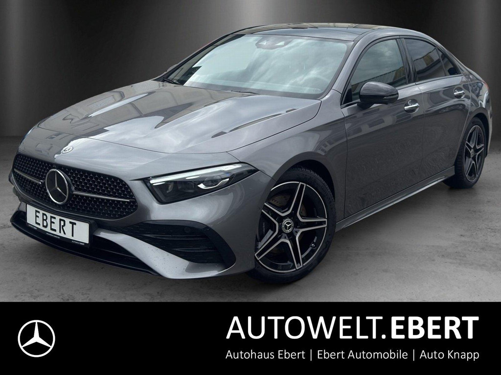 Mercedes-Benz A-Klasse A 220 AMG Line A 220 d