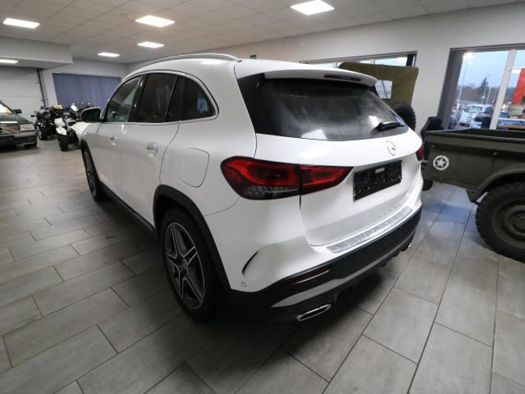 Mercedes-Benz GLA-Klasse
